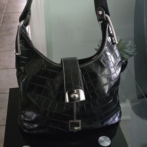 Dooney & Bourke Elegant Black Leather  Crocodile-Embossed Women's Purse Handbag